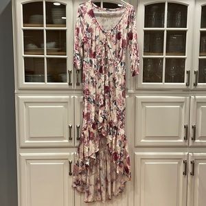 Joyfolie (L) maxi shirt dress,kimono, duster Velvet,covered buttons, Ruffled hem